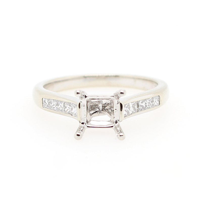 https://www.bsa-images.com/levyjewelers_2018/images/CTC01PCQPL-B-50.jpg