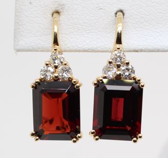 14 karat yellow gold garnet and diamond earrings