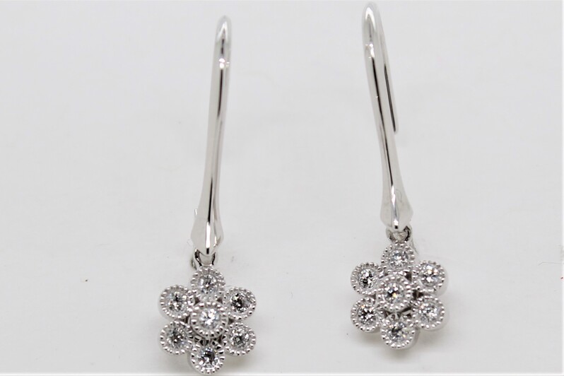 Wedding earrings 2023: 25 best wedding earrings for women