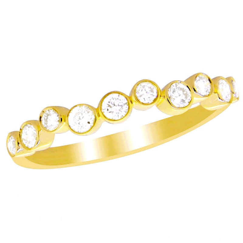 14 Karat Yellow Gold Diamond Circle Ring