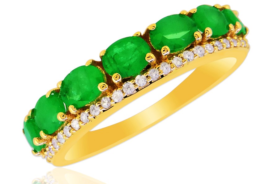 Lali 14 Karat Yellow Gold Emerald And Diamond ring