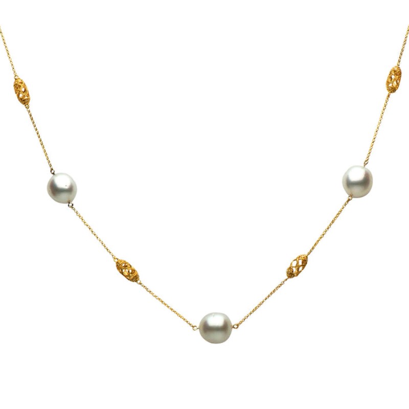 White South Sea Pearl And Diamond Tin Cup Necklace White South Sea Pearl And Diamond Tin Cup Necklace