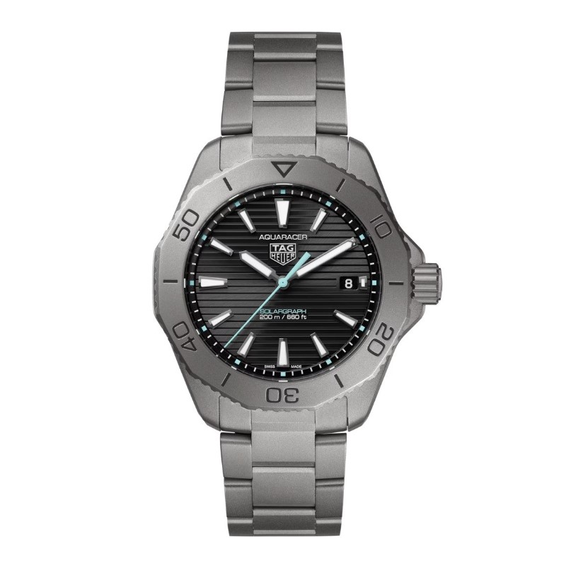 Tag Heuer Aquaracer Professional  Solargraph timepiece