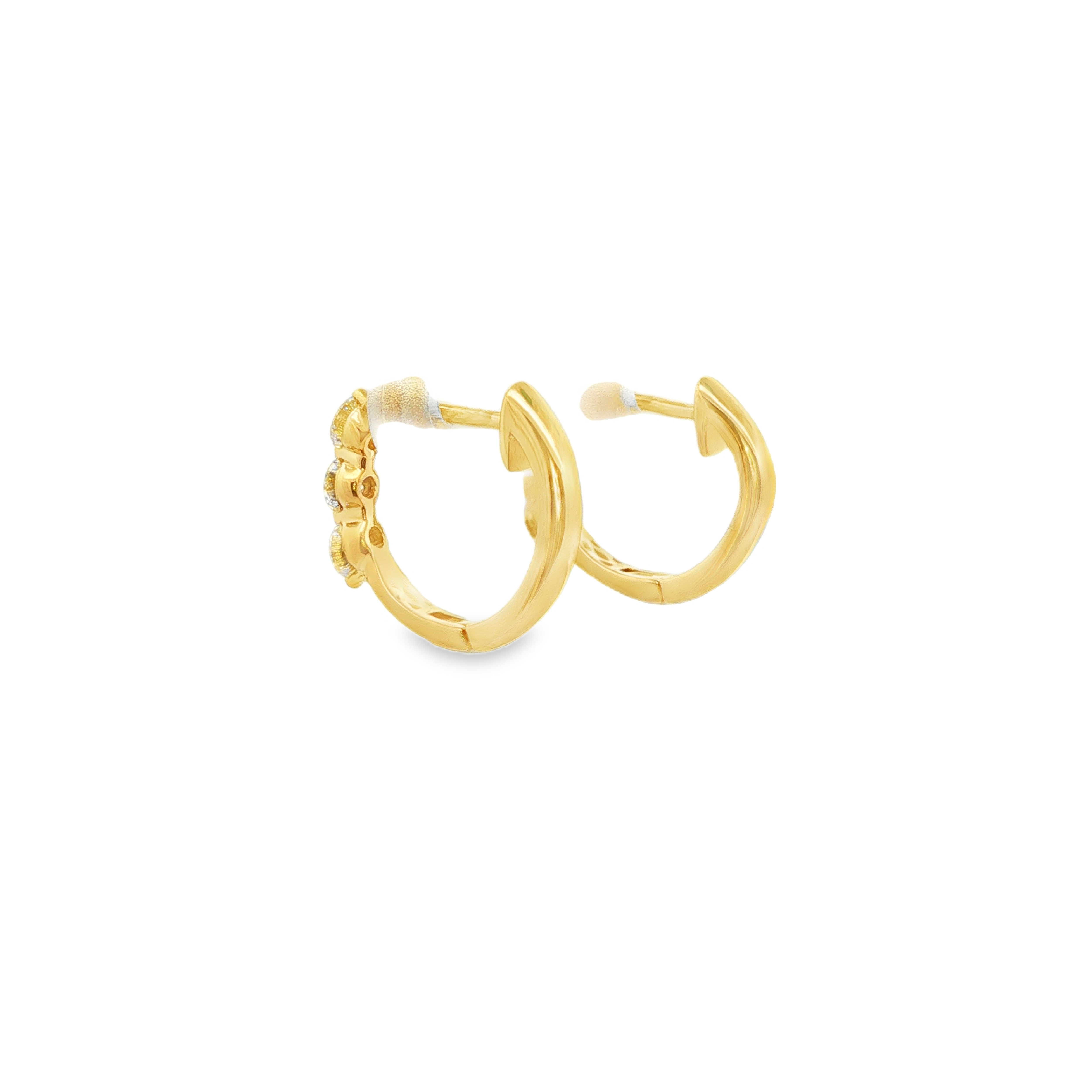 Clara by Martin Binder Diamond Huggie Hoop Earrings (0.53 ct. tw.)