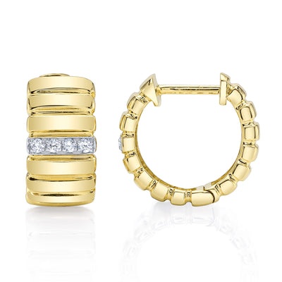Shy Creation Kate Diamond Ribbed Huggie Earrings