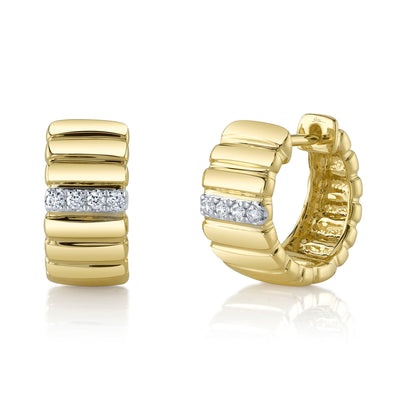 Shy Creation Kate Diamond Ribbed Huggie Earrings
