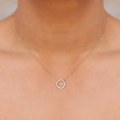 Shy Creation Kate Diamond Circle Necklace