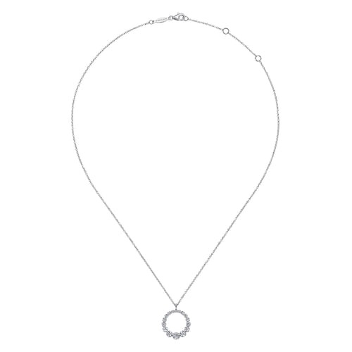 Gabriel & Co. Lusso Diamond Circle Pendant Necklace (0.24 ct. tw.)