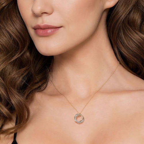 Gabriel & Co. Bujukan Two-Tone Interlocking Circles Pendant Necklace