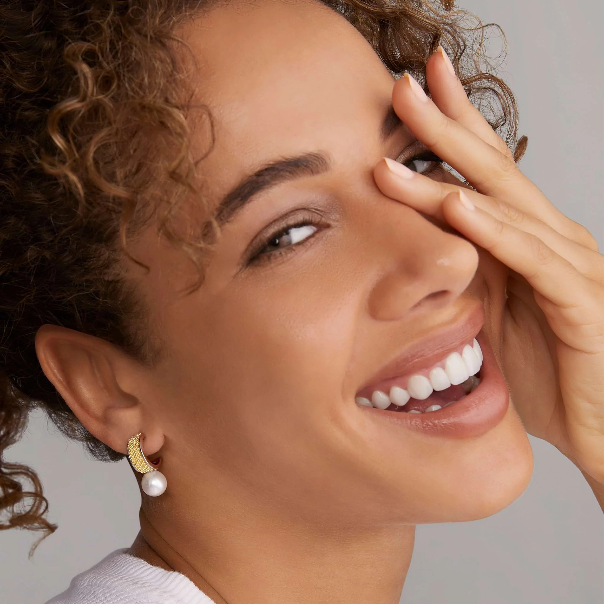 Lagos Luna Two-tone Freshwater Pearl Earrings