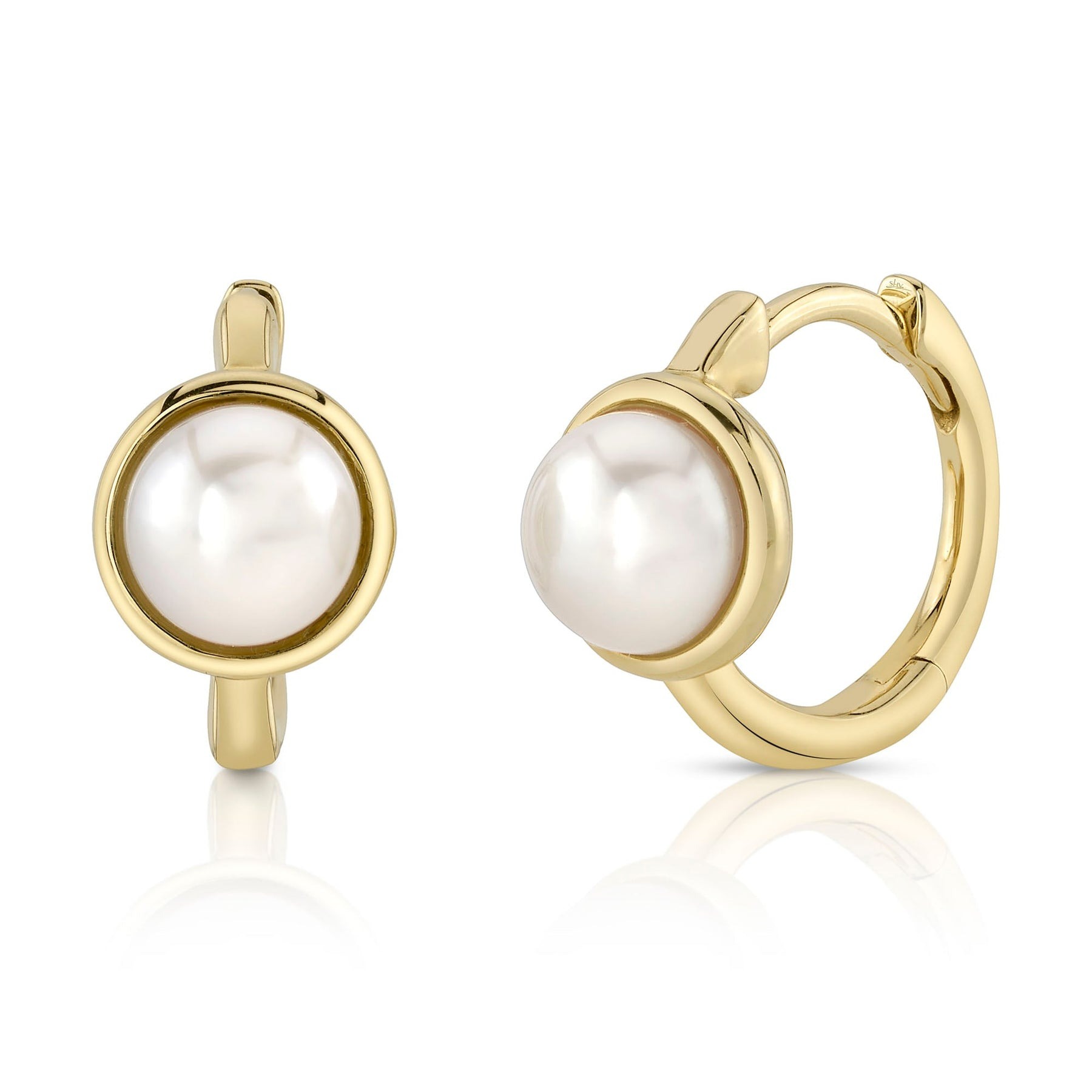 Shy Creation Jackie Cultured Pearl Huggie Earrings