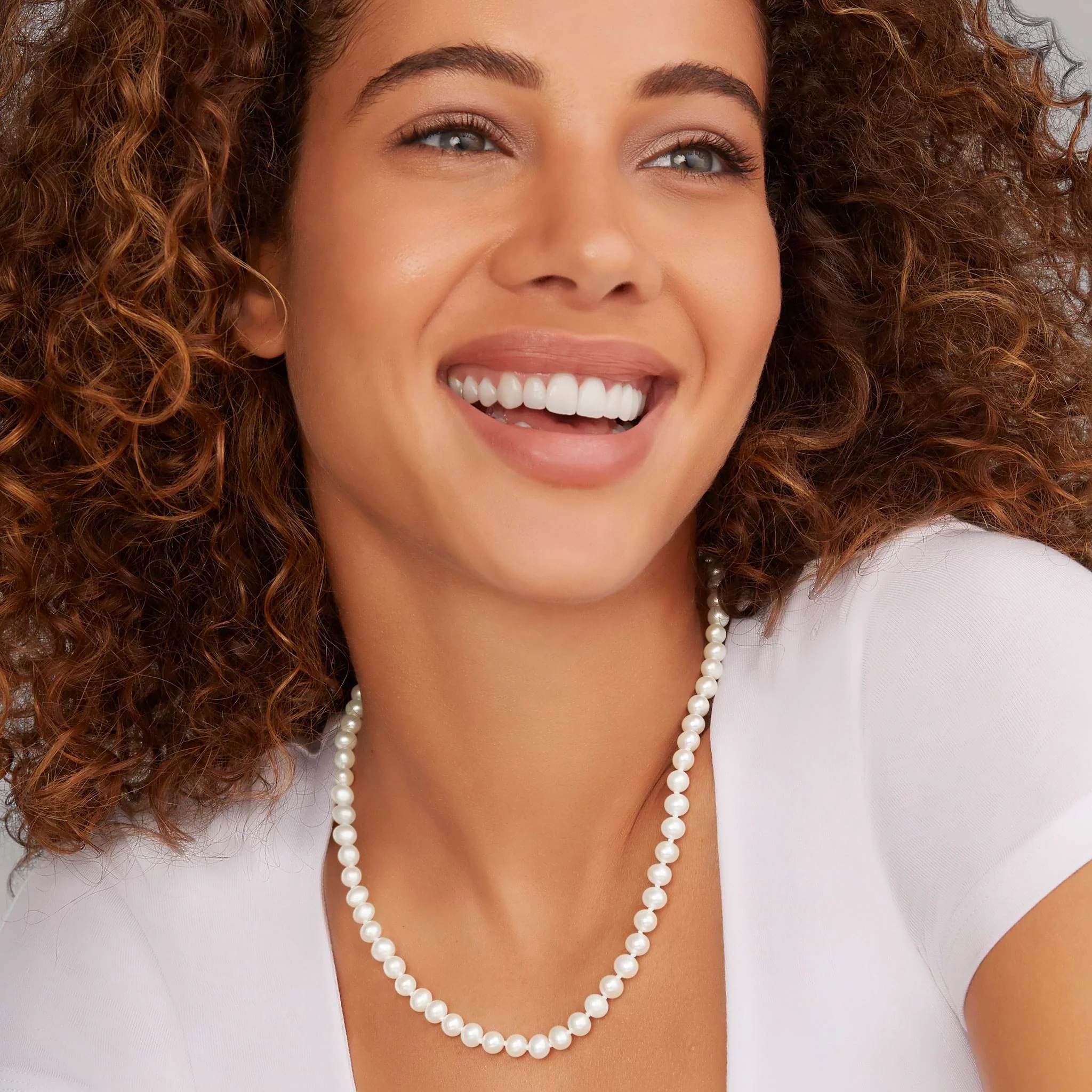 Lagos Luna Small Pearl Necklace