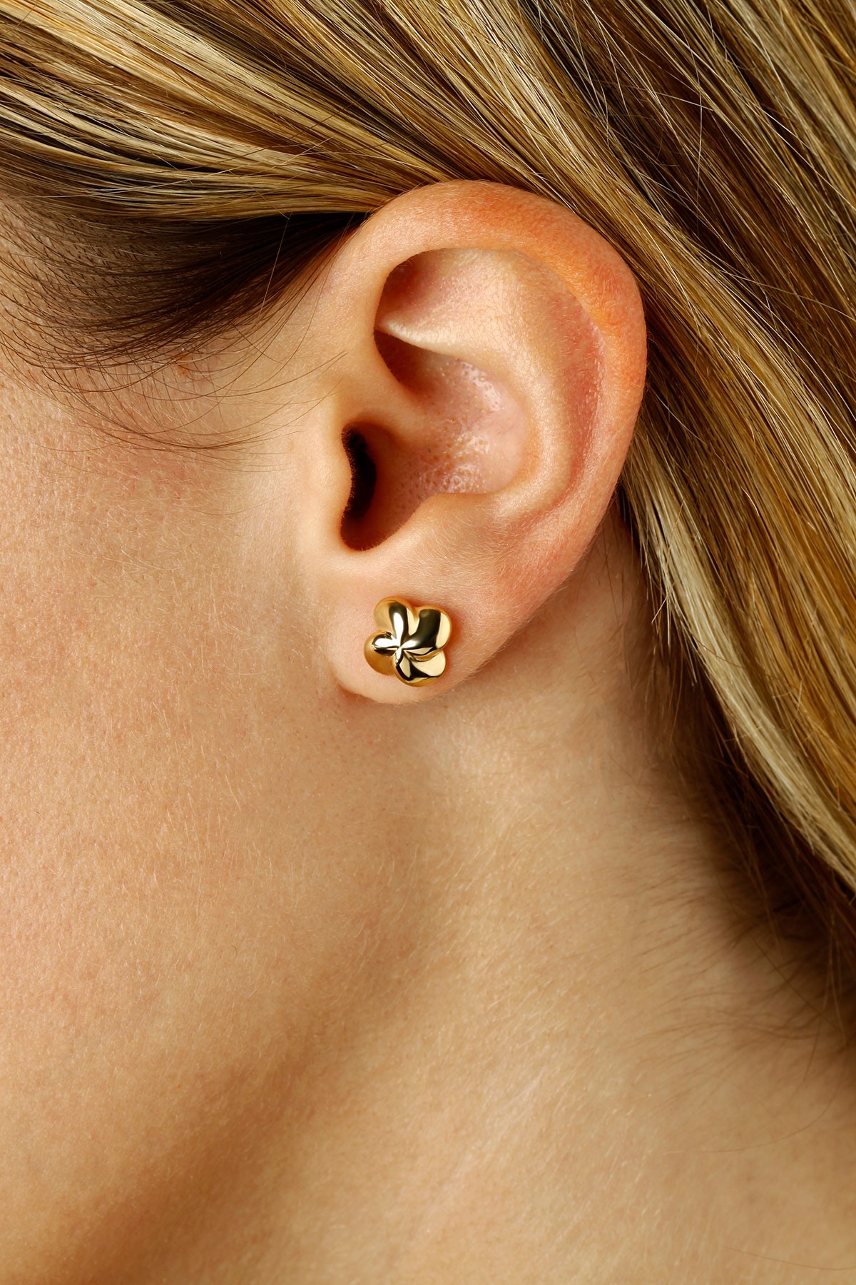 Aura by Martin Binder 10mm Puffed Twist Stud Earrings