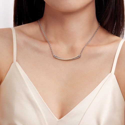 Gabriel & Co. Bujukan Criss Cross Bar Necklace