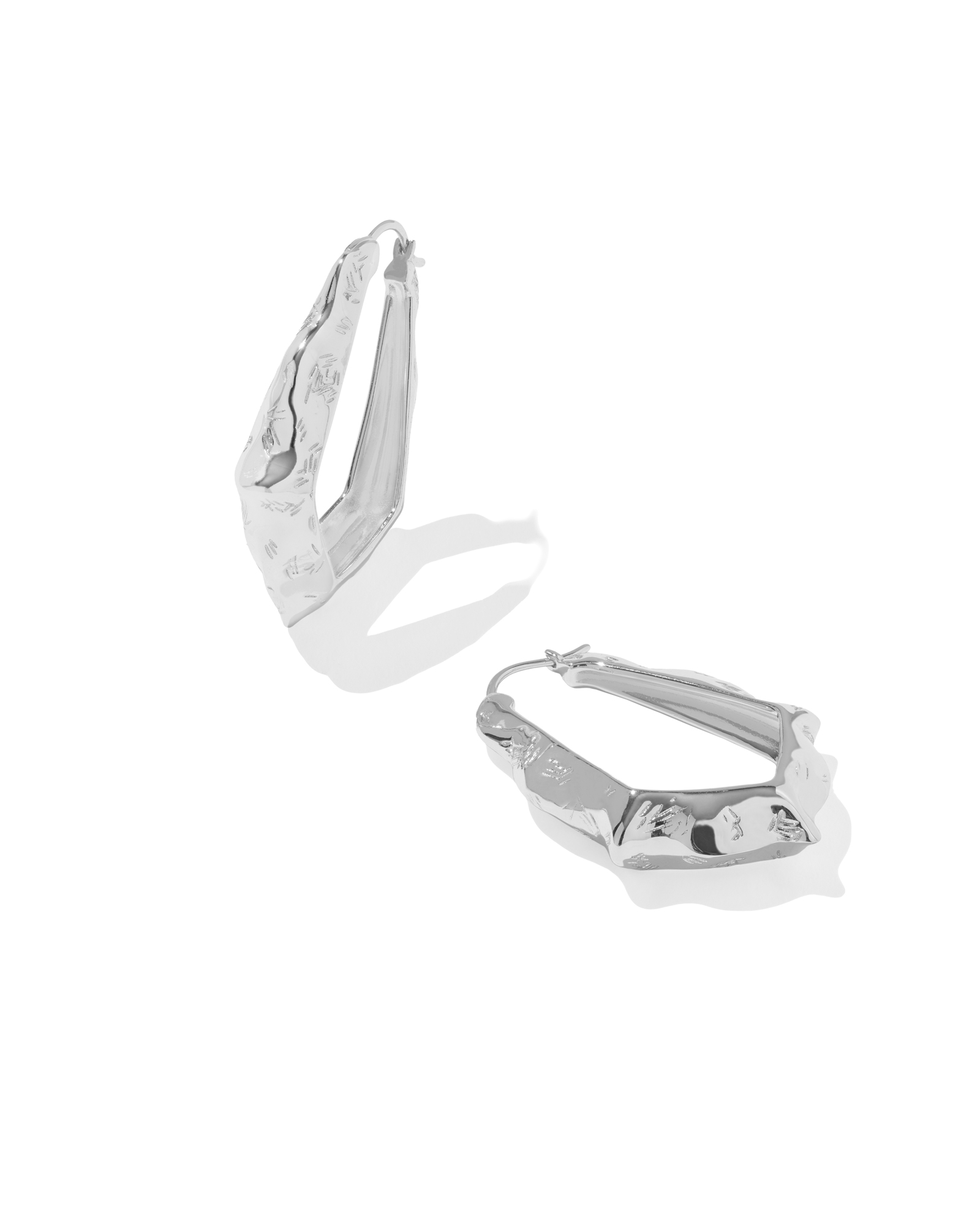 Kendra Scott Adriana Scallop Frame Hoop Earrings