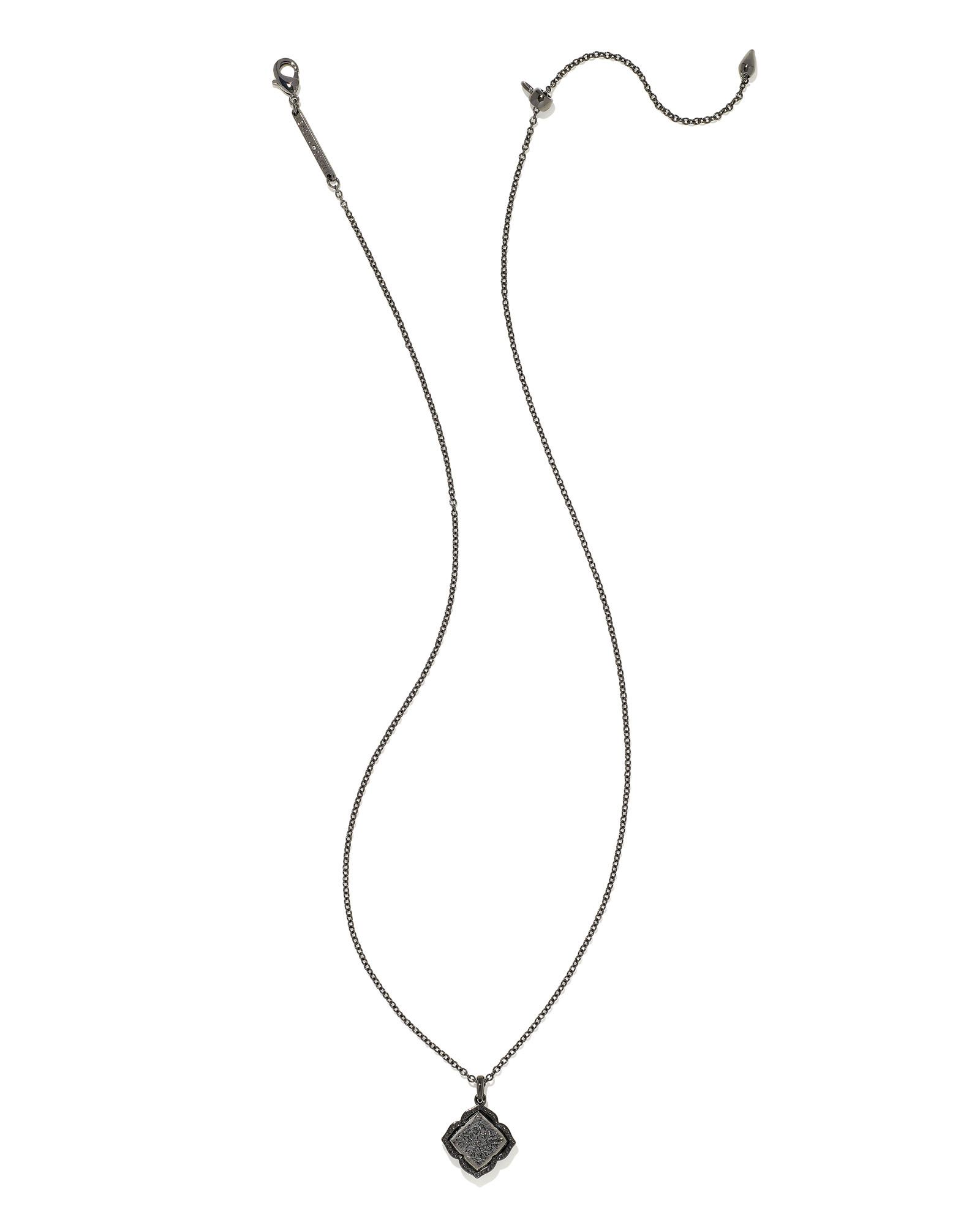 Kendra Scott Mallory Pendant Necklace