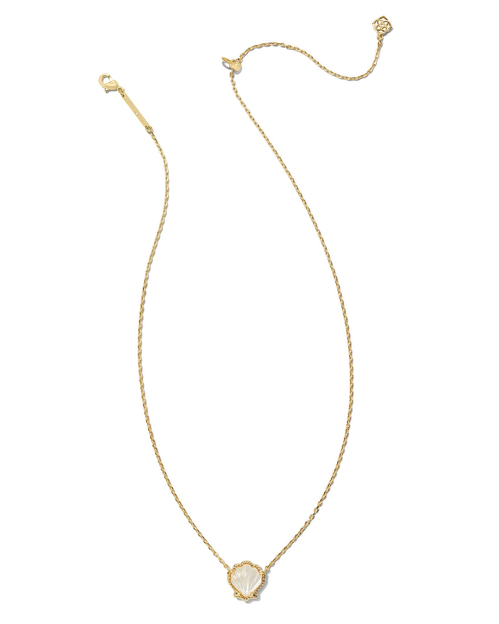 Kendra Scott Brynne Shell Short Pendant Necklace