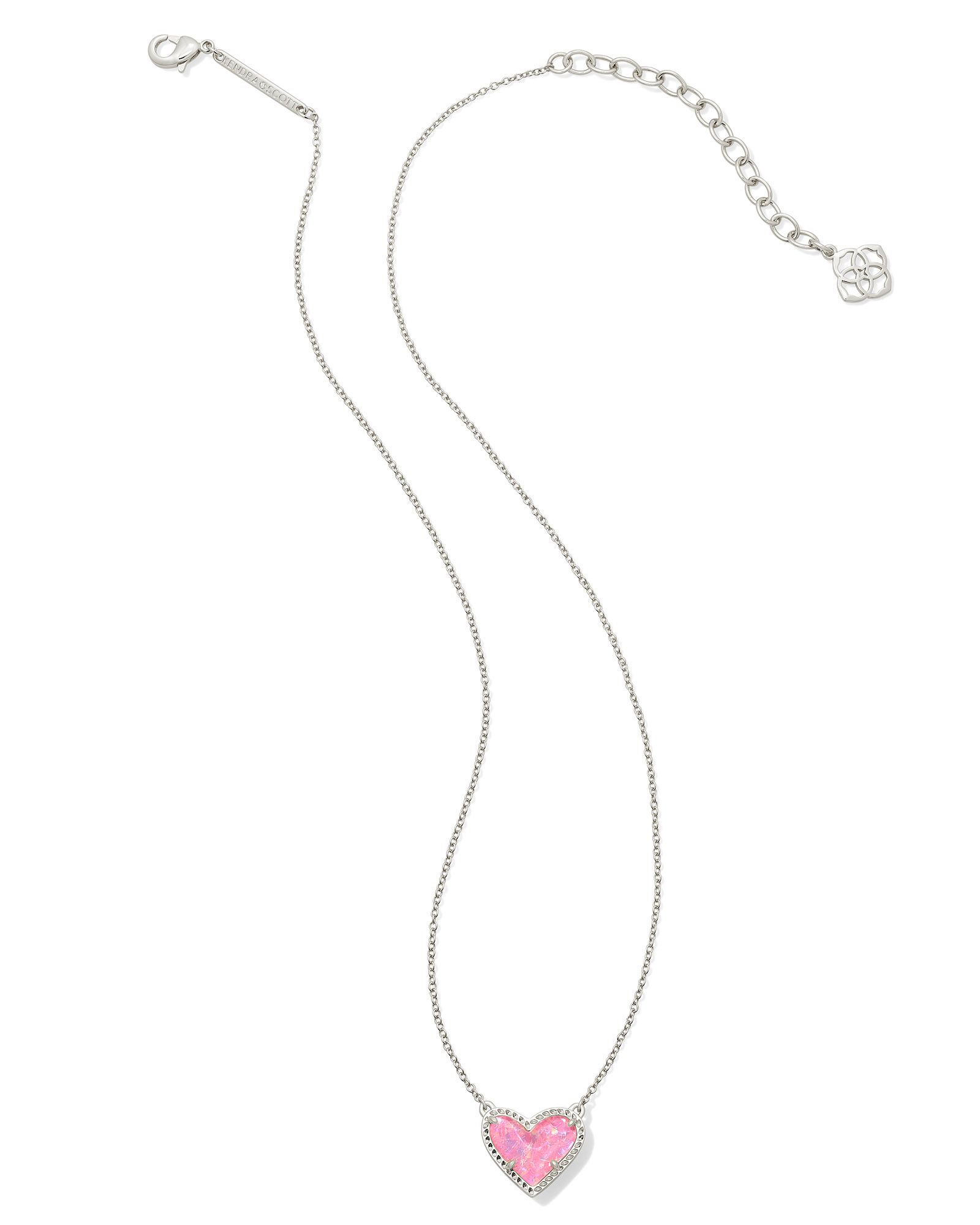 Kendra Scott Ari Heart Short Pendant Necklace