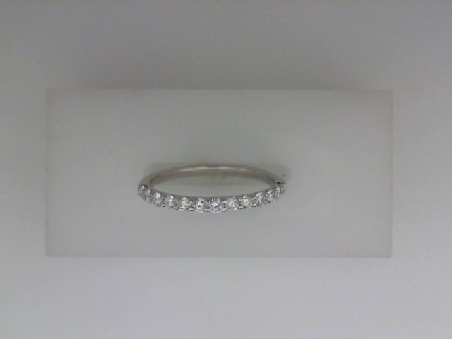 https://www.nfoxjewelers.com/upload/product/14K WHITE GOLD SHARED PRONG .33CTTW SI/GH DIAMOND BAND