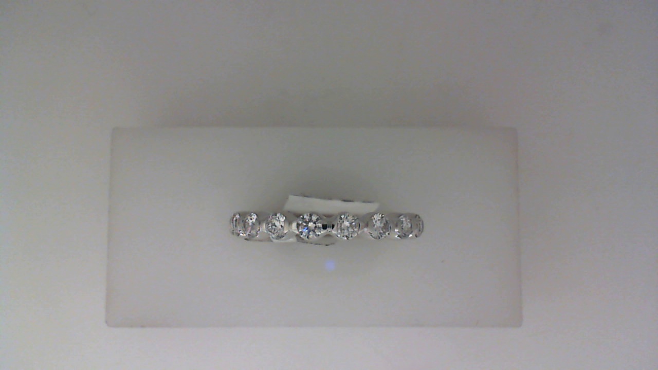 14K WHITE GOLD SINGLE PRONG BEZEL LOOK BAND WITH .58CTTW ROUND SI CLARITY & G COLOR DIAMONDS