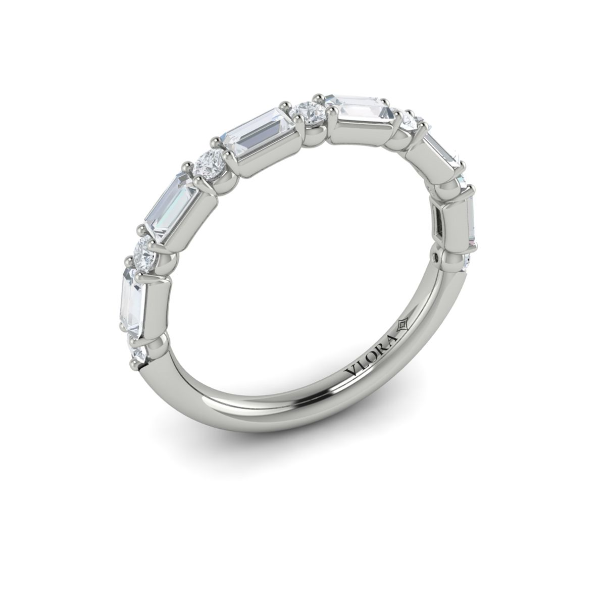 14K WHITE GOLD STRAIGHT BAND WITH .73CTTW ALTERNATING ROUND AND BAGUETTE VS CLARITY & FG COLOR