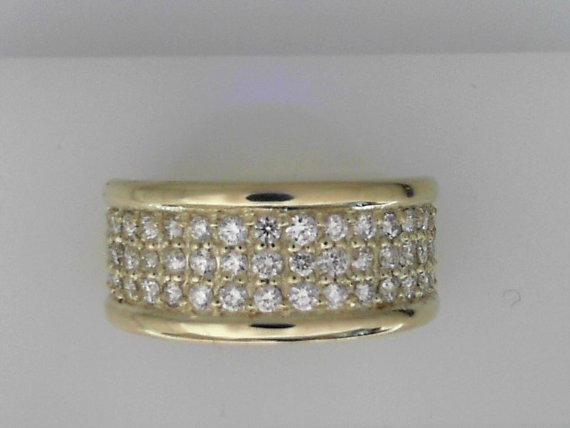 14K GREEN GOLD TRIPLE ROW BAND SET WITH .84CTTW ROUND SI CLARITY & G COLOR DIAMONDS