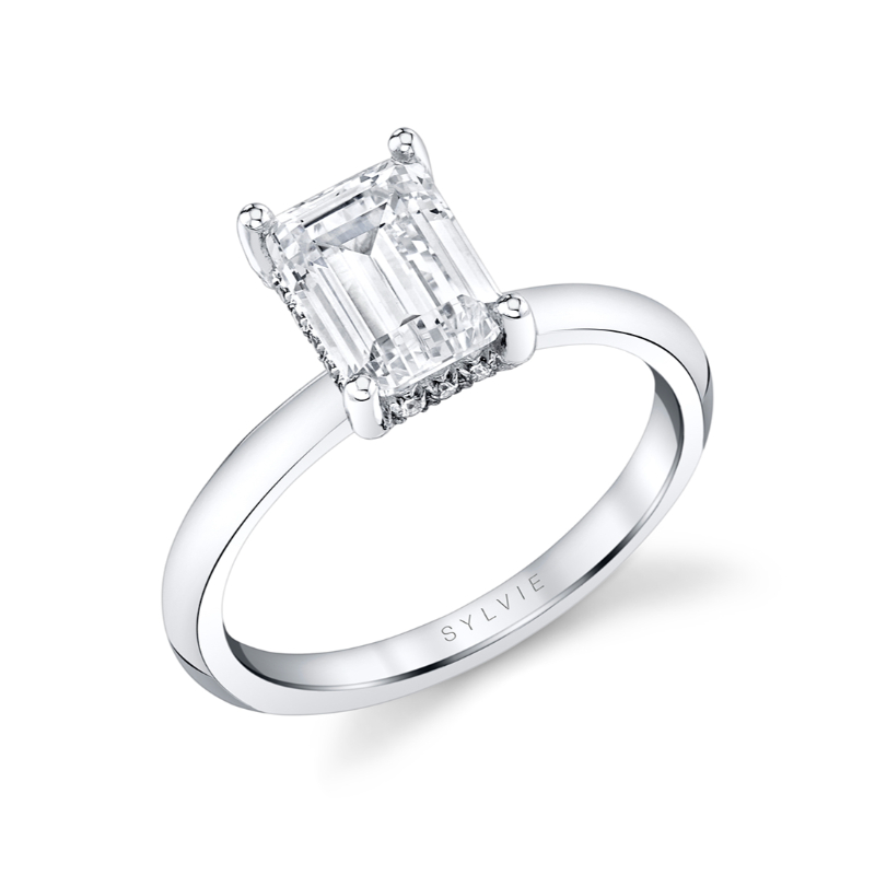https://www.nfoxjewelers.com/upload/product/14K WHITE GOLD SEMI MOUNTING WITH .13CTTW ROUND SI CLARITY & G COLOR DIAMONDS SET IN HIDDEN HALO WITH A POLISHED SHANK FOR A 2CT EMERALD CUT