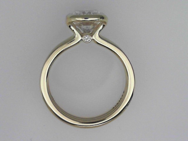 14K YELLOW GOLD TRIPLE POLISHED SHANK HALF BEZEL SEMI MOUNTING WITH .02CTTW ROUND SI CLARITY & G COLOR DIAMONDS SET UNDER THE HEAD FOR A 3CT OVAL