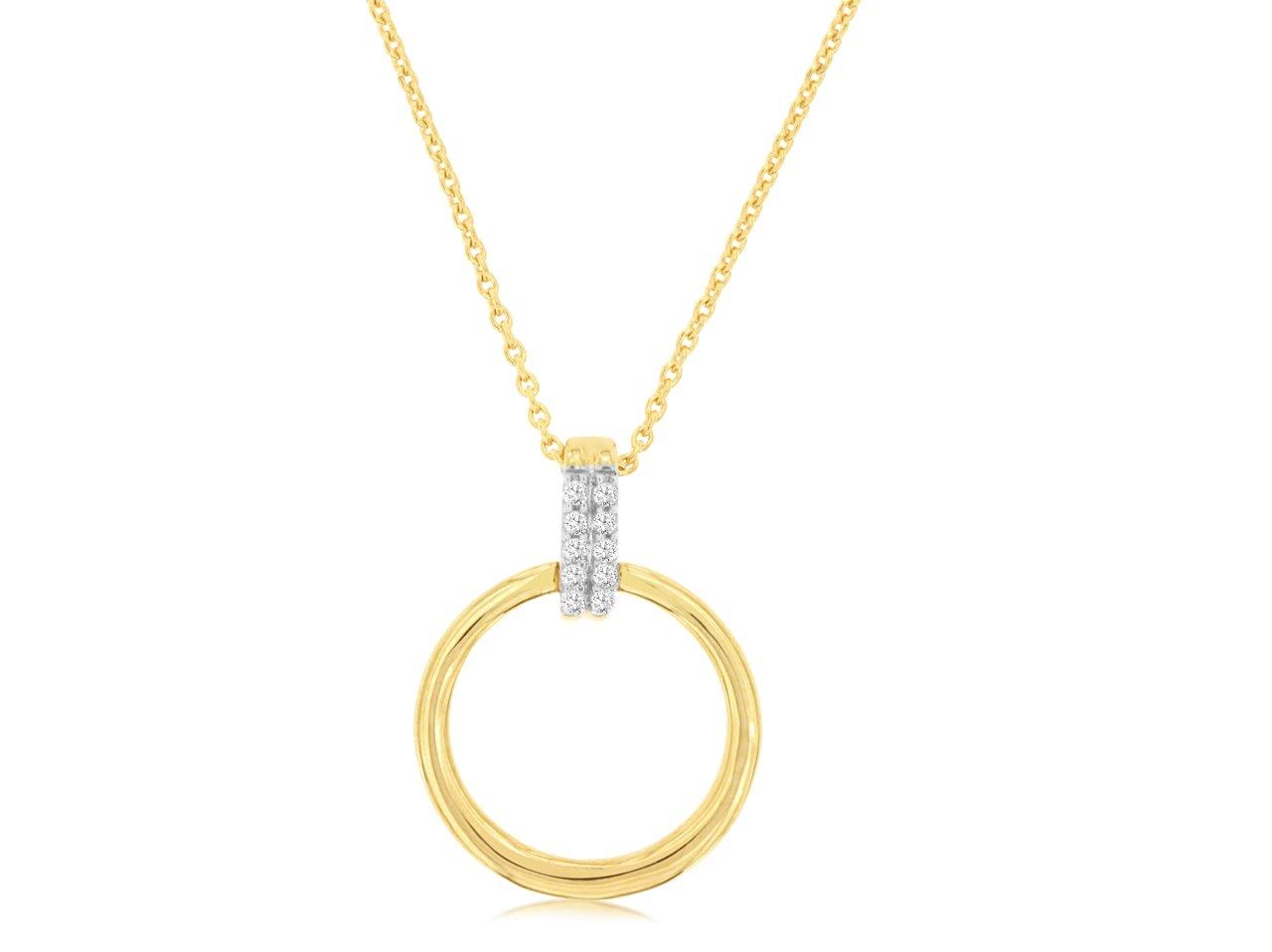 14K YELLOW GOLD CIRCLE PENDANT WITH .03CTTW ROUND I1 CLARITY & HI COLOR DIAMONDS SET IN THE BAOL ON A PENDANT CHAIN