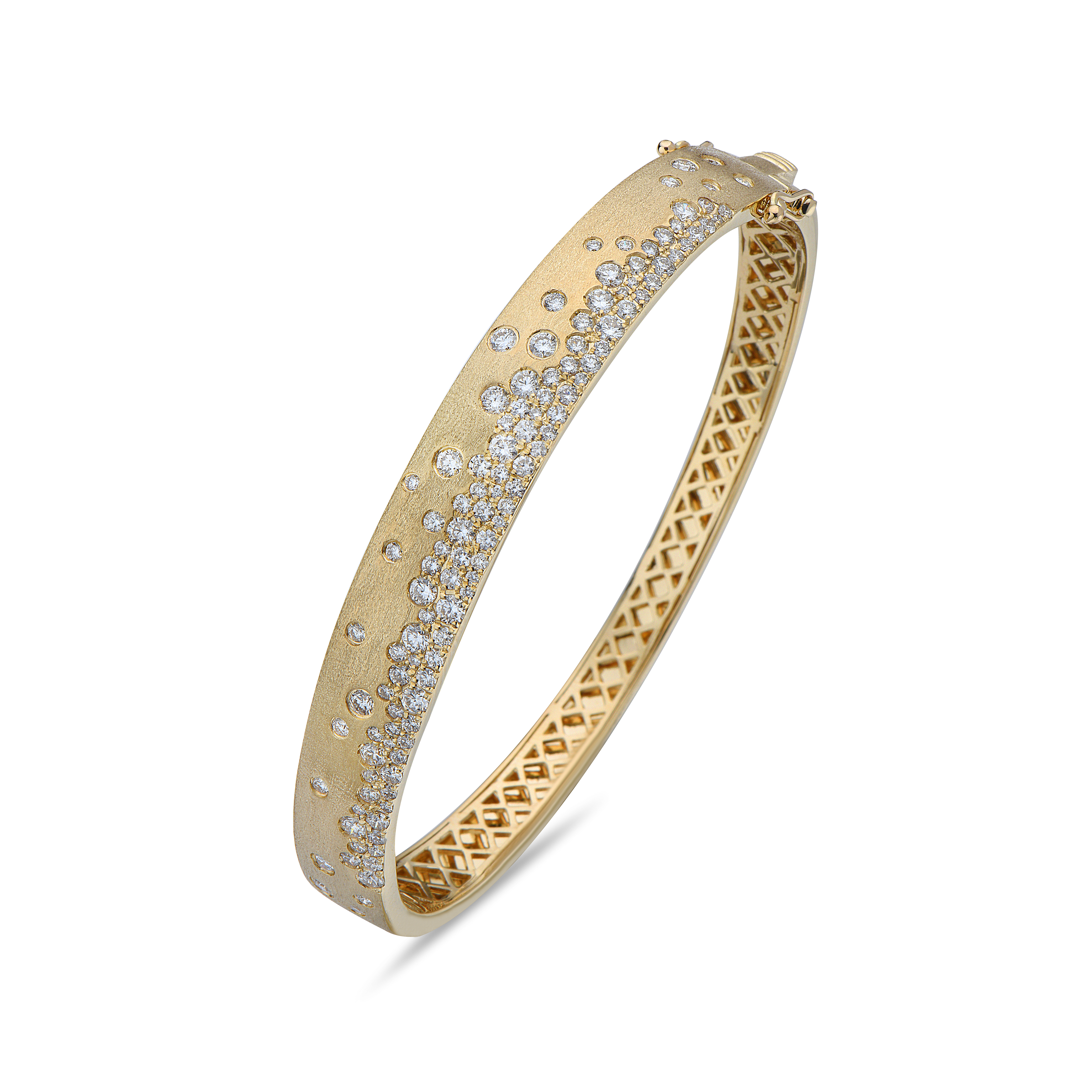 https://www.nfoxjewelers.com/upload/product/14K YELLOW GOLD CONFETTI SATIN FINISH BANGLE BRACELET WITH 1.88CTTW ROUND SI CLARITY & GH COLOR DIAMONDS