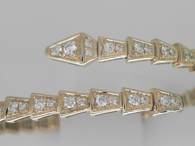 14K YELLOW GOLD FLEX BYPASS SNAKE BANGLE BRACELET SET WITH 2.10CTTW ROUND SI CLARITY & G COLOR DIAMONDS