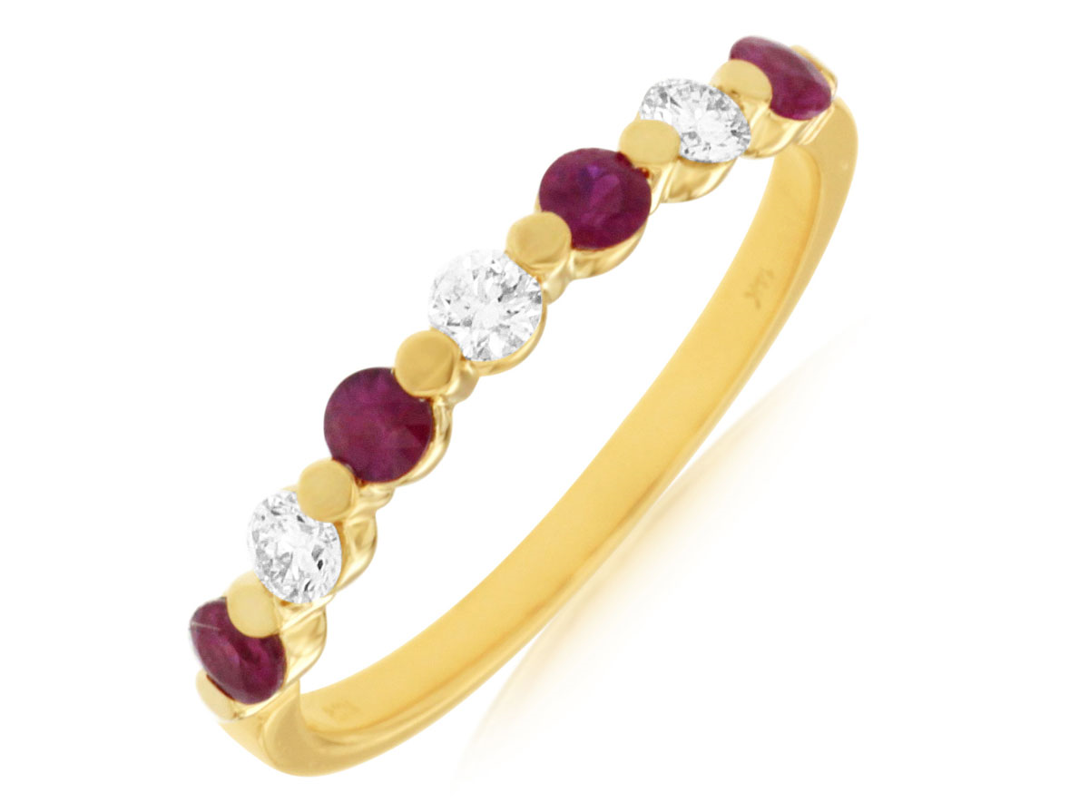 14K YELLOW GOLD ALTERNATING .33CTTW ROUND RUBY AND .22CTTW ROUND I1 CLARITY & HI COLOR DIAMOND RING