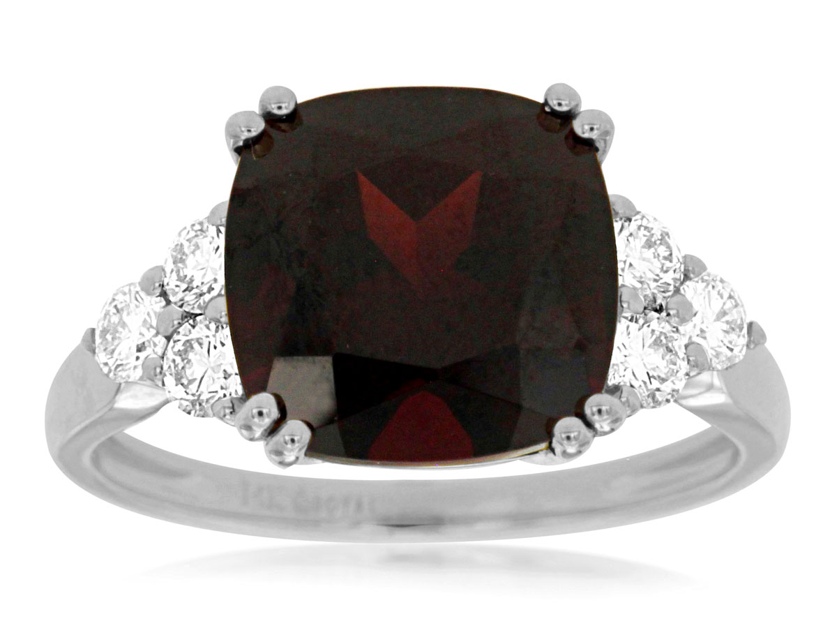 14K WHITE GOLD 4.60CT SQUARE CUSHION SHAPE GARNET RING WITH .45CTTW ROUND I1 CLARITY & HI COLOR SIDE DIAMONDS