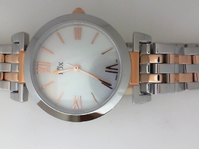 LADIES STAINLESS STEEL AND ROSE PLATED 5 LINK BRACELET ROUND WHOTE MOTHER OF PEARL ROMAN DIAL FOX WATCH