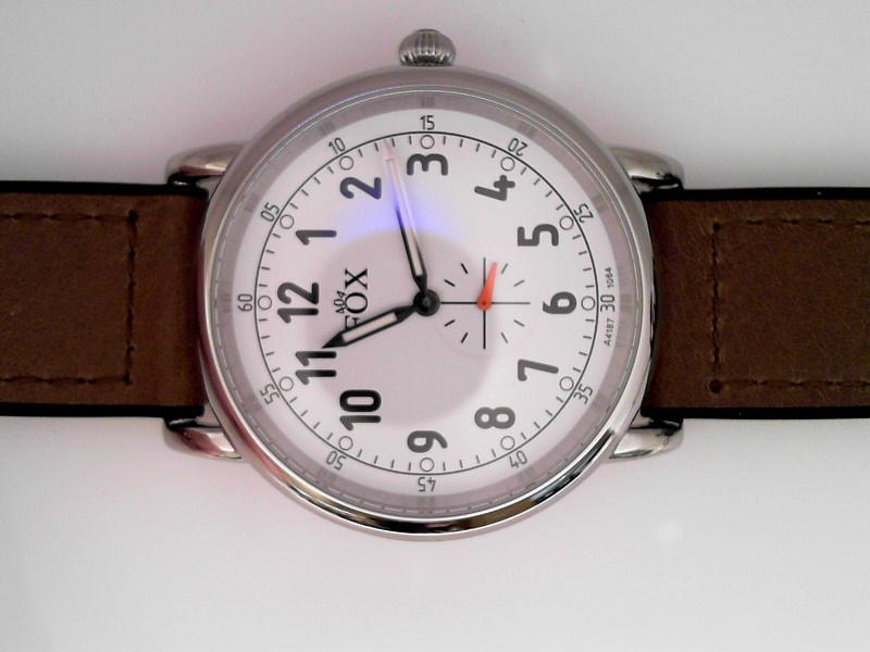 GENTS STAINLESS CASE BROWN LEATHER RUBBER LINED STRAP ROUND WHITE DIAL FOX WATCH