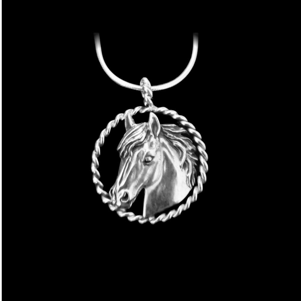 JANE HEART STERLING SILVER MUSTANG ROPE EDGE PENDANT ON AN 18" SNAKE CHAIN