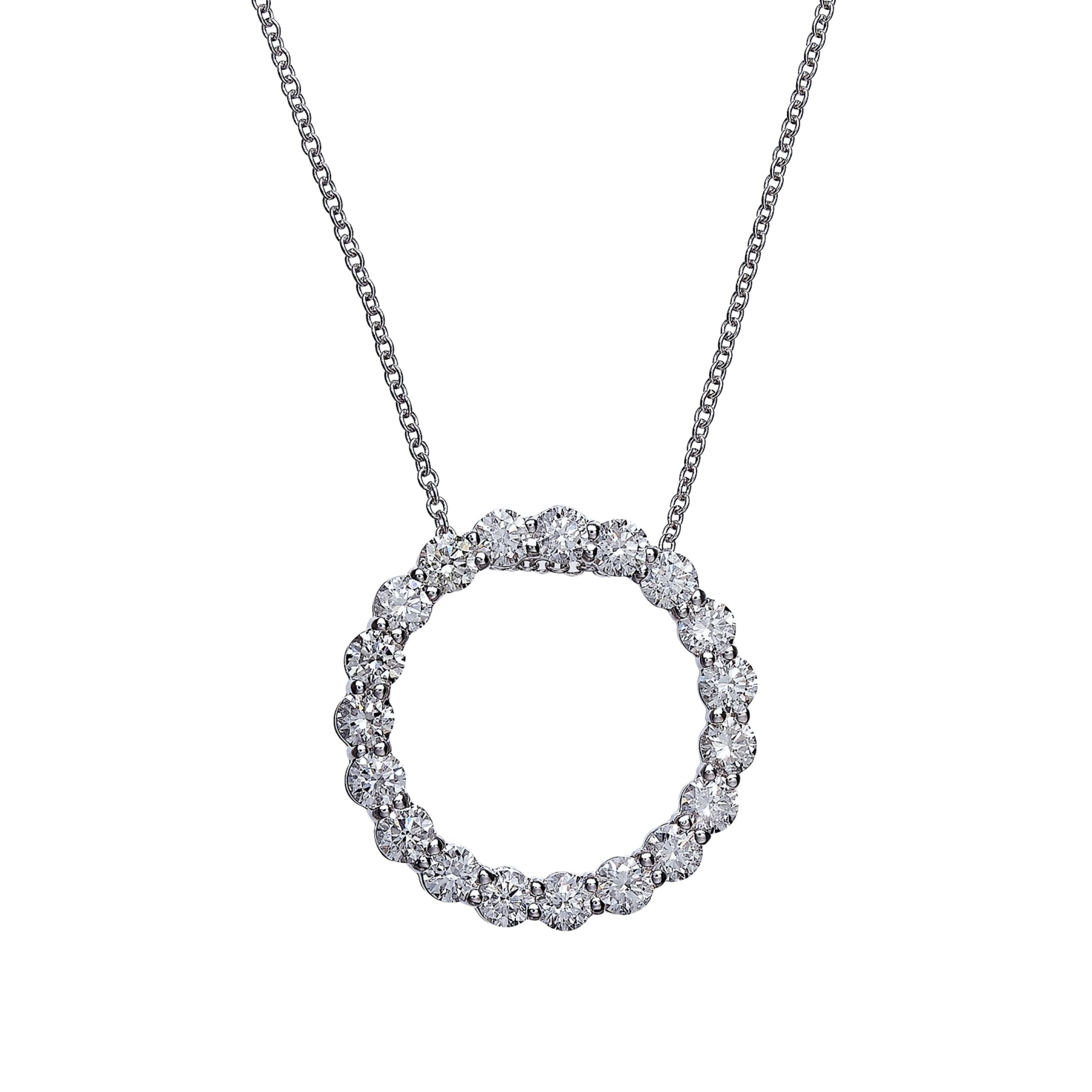 14k White Gold Diamond Circle Pendant Necklace