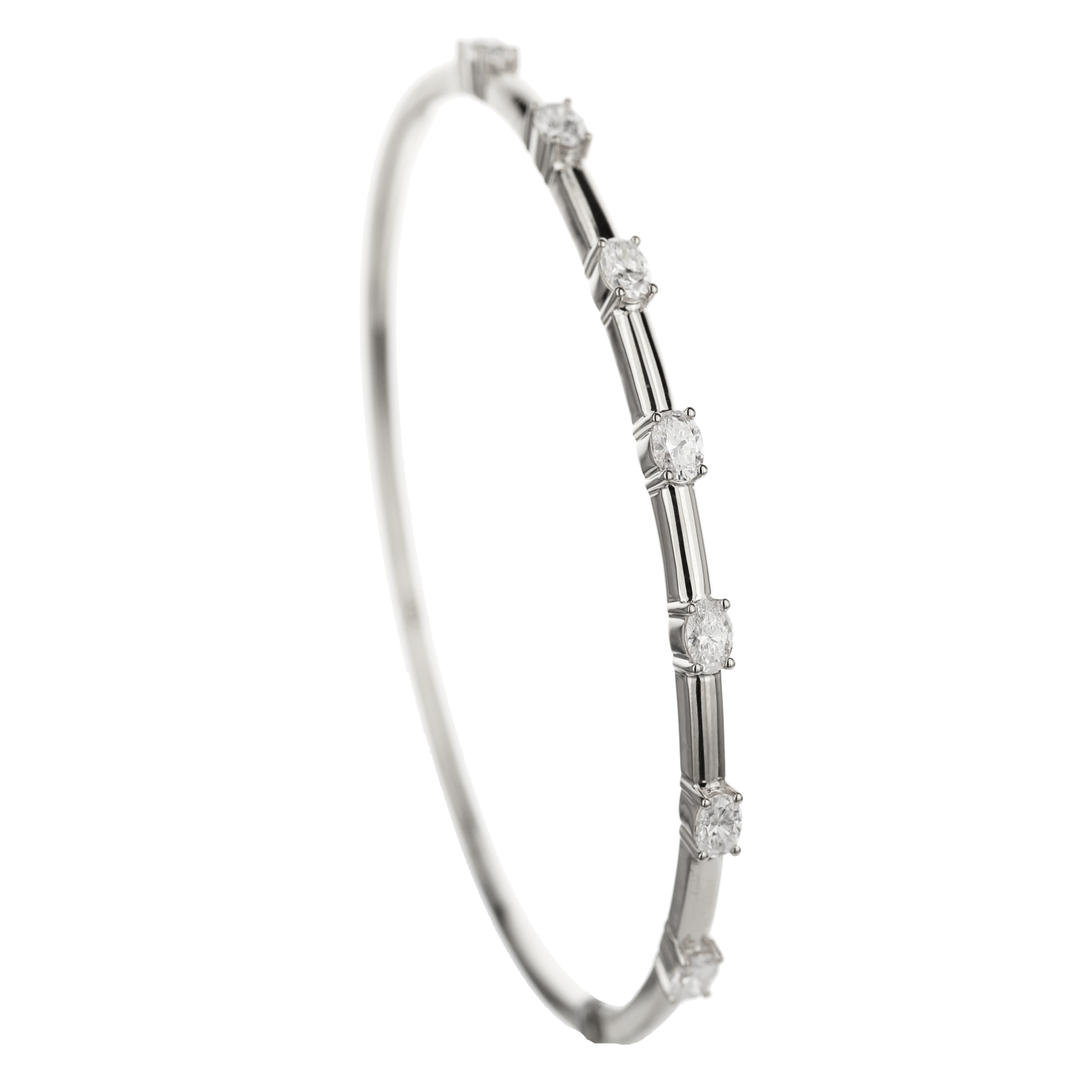 18k White Gold Diamond Oval Station Bangle Bracelet