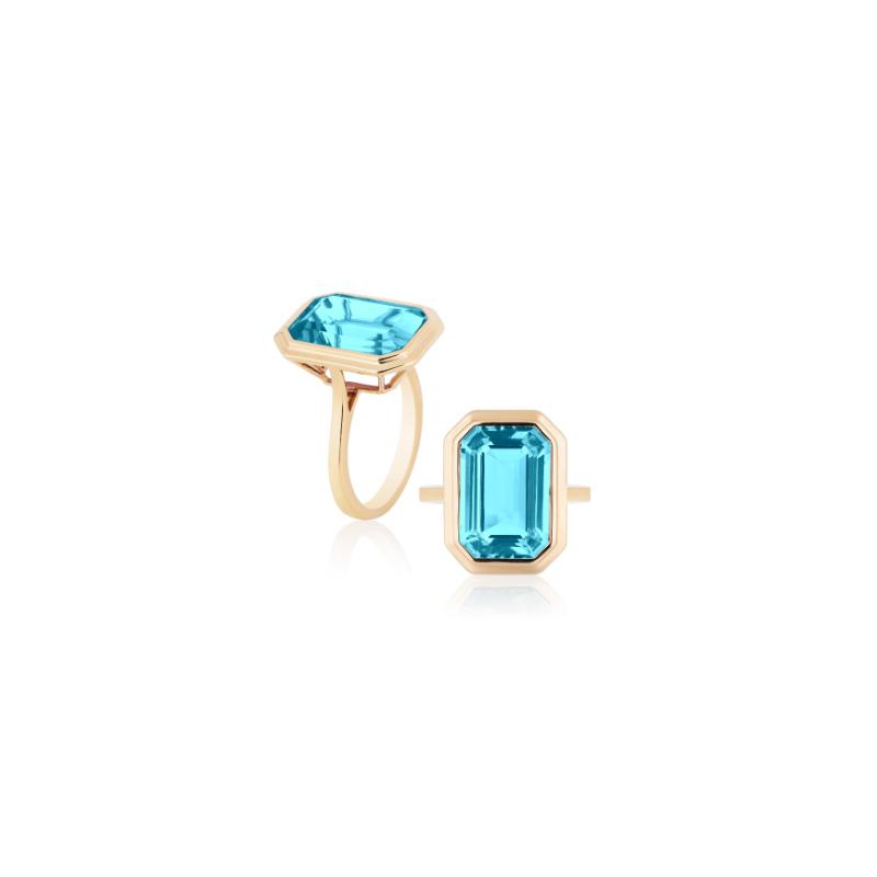 18k Yellow Gold Blue Topaz Manhattan Emerald Cut Bezel Ring