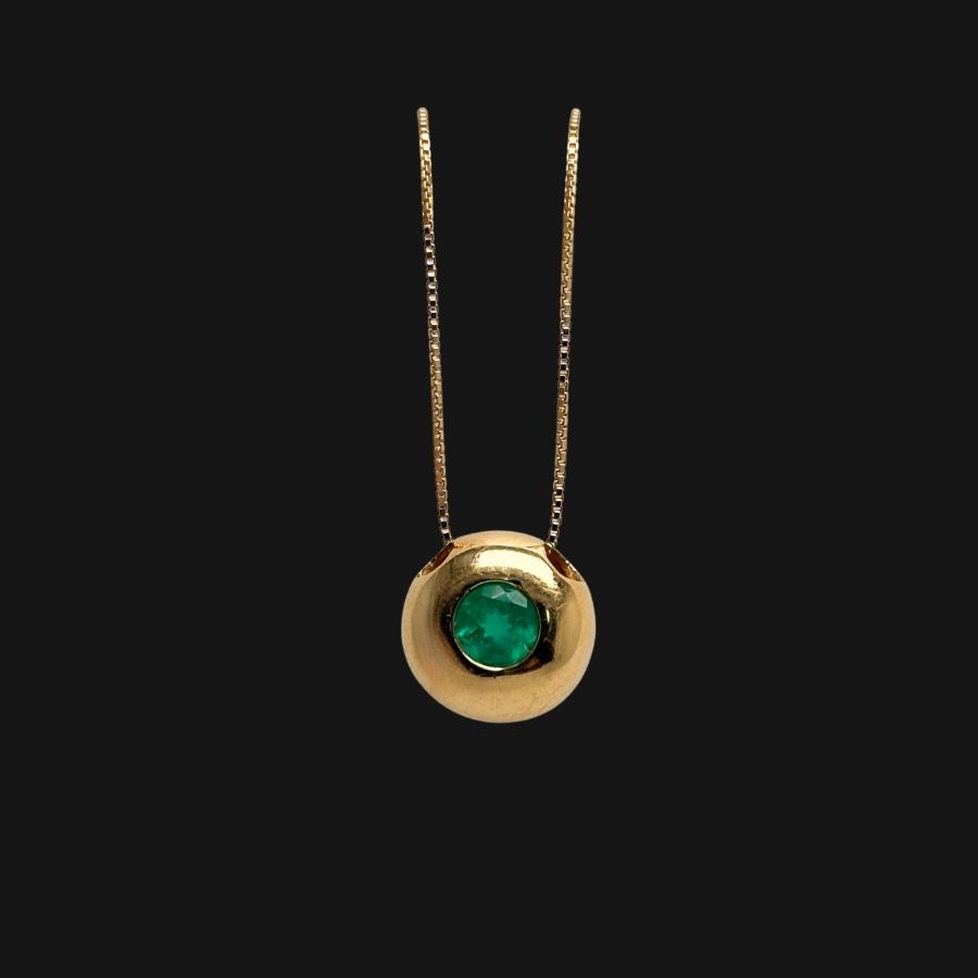 14k Yellow Gold Emerald Necklace