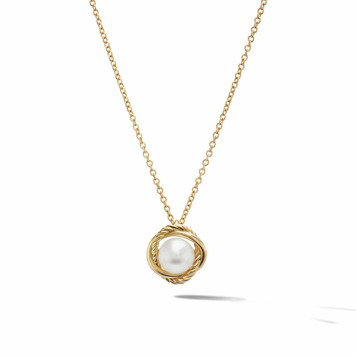 18K Yellow Gold 10Mm Infinity Pendant With Freshwater Pearl 16-18