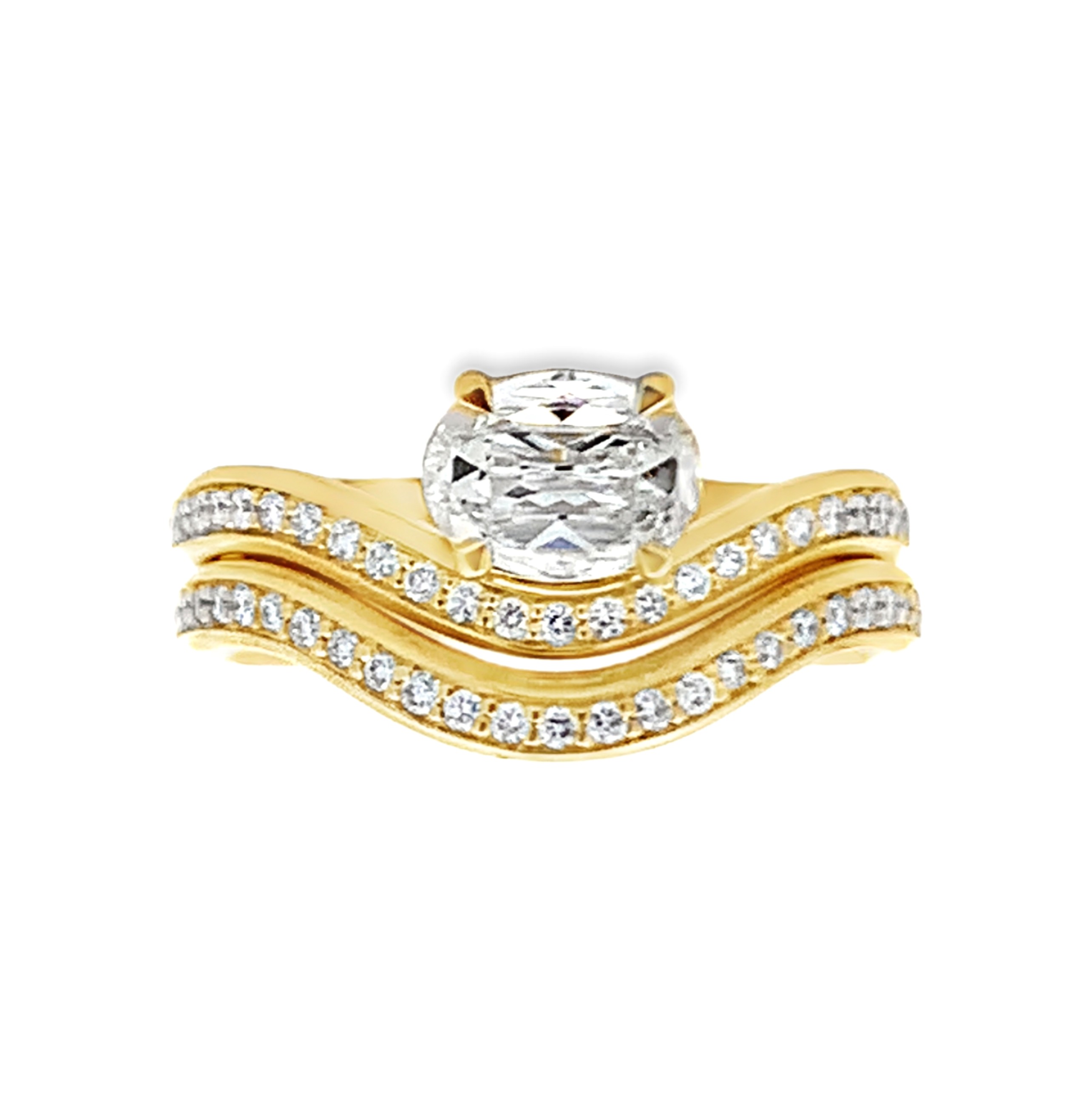 Crisscut New York 18K Yellow Gold L’Amour Crisscut Oval Curved Engagement Ring