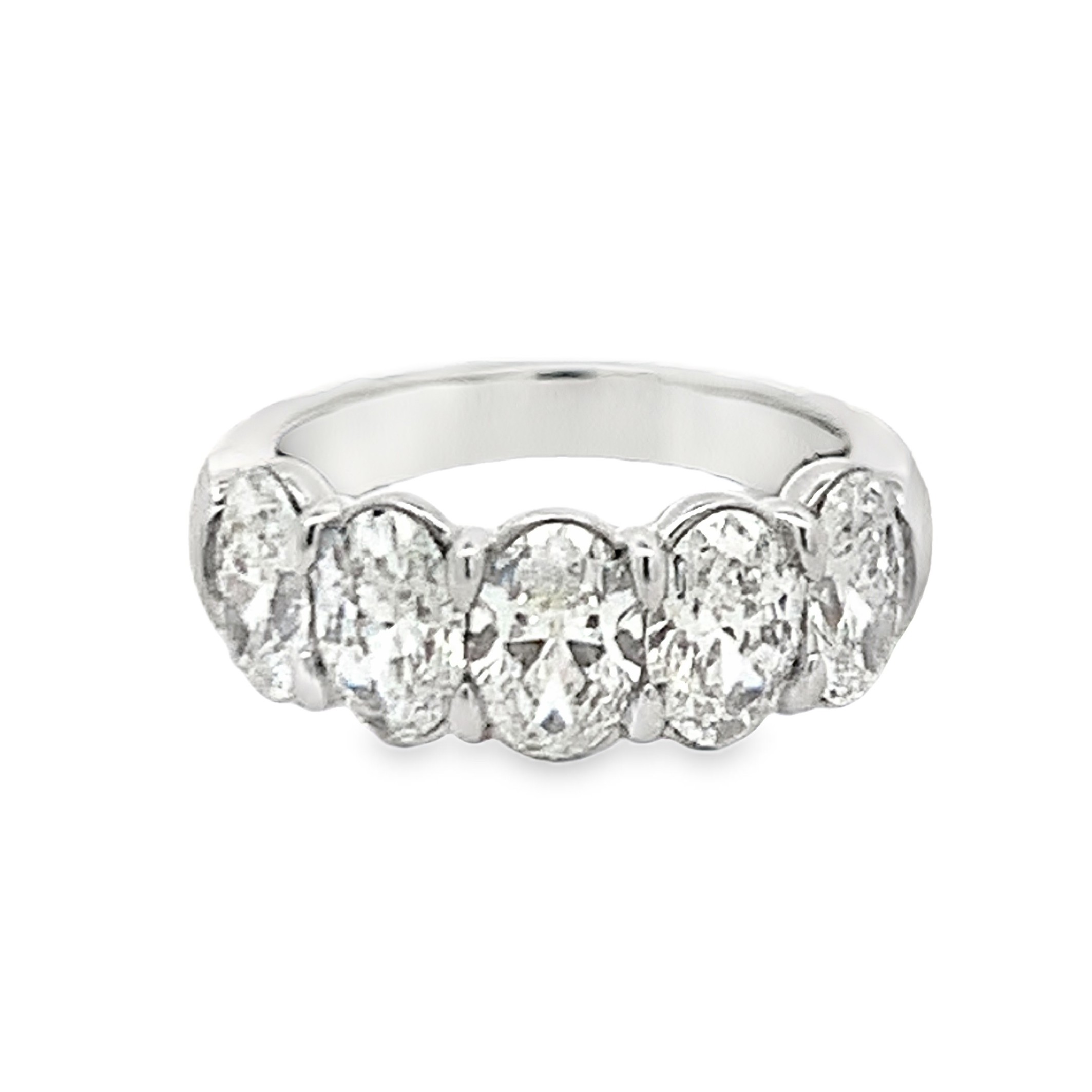 Platinum Diamond Anniversary Band Size 6.25 with 5 Oval Diamonds with Claw Prongs 3.58ct H VS1-SI1
GIA #6522724903, 2527878256, 6522840001, 6522719455, 7521275637