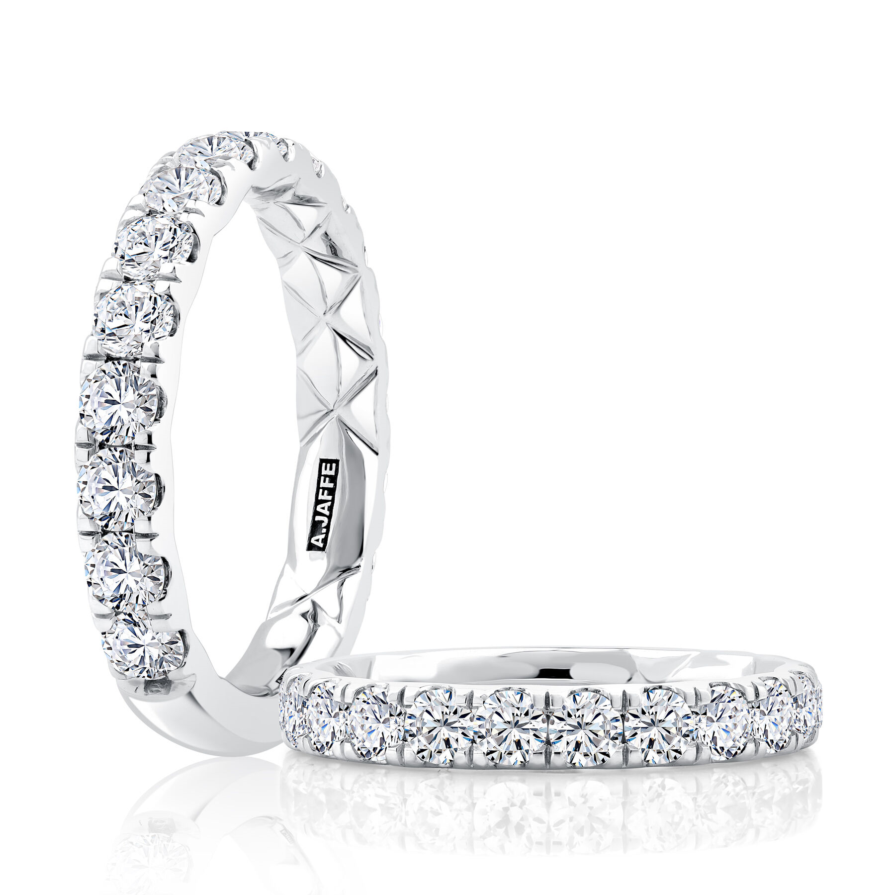 A.Jaffe Platinum Straight Line Quilted Interior Anniversary Band