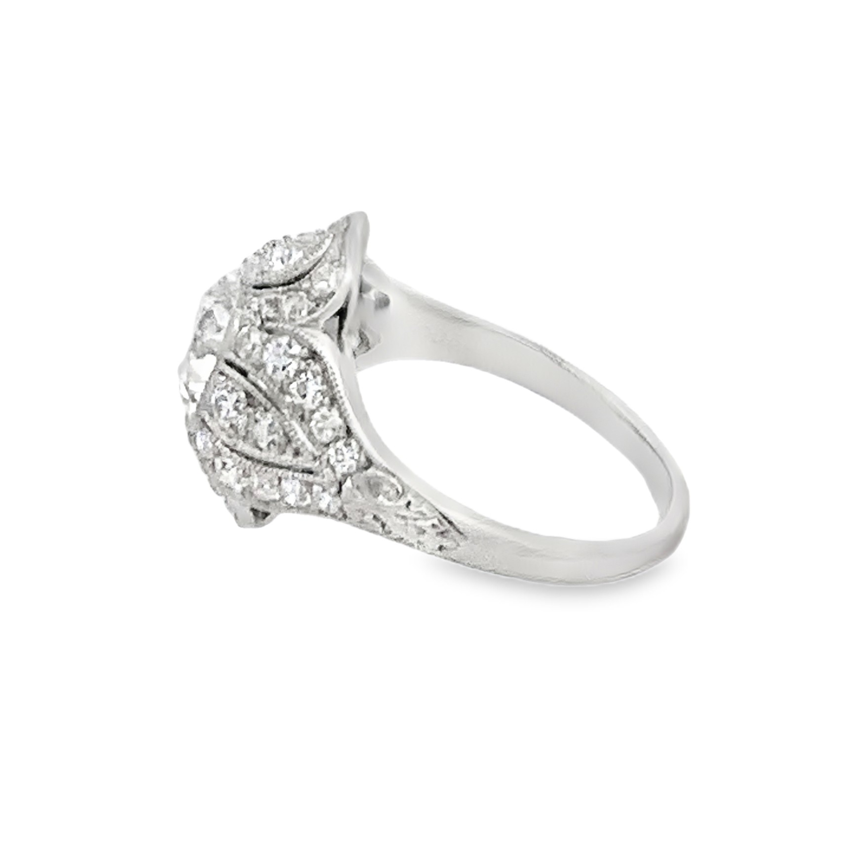 Bailey Banks & Biddle Platinum Old European Cut Diamond Ring Size 6.5 featuring 1 Old European Cut Diamond 1.65ct G VS2 and 38 Single Cut/Old European Cut Diamonds 0.50 CTW G VS2
Stamped BB&B PLAT 55035