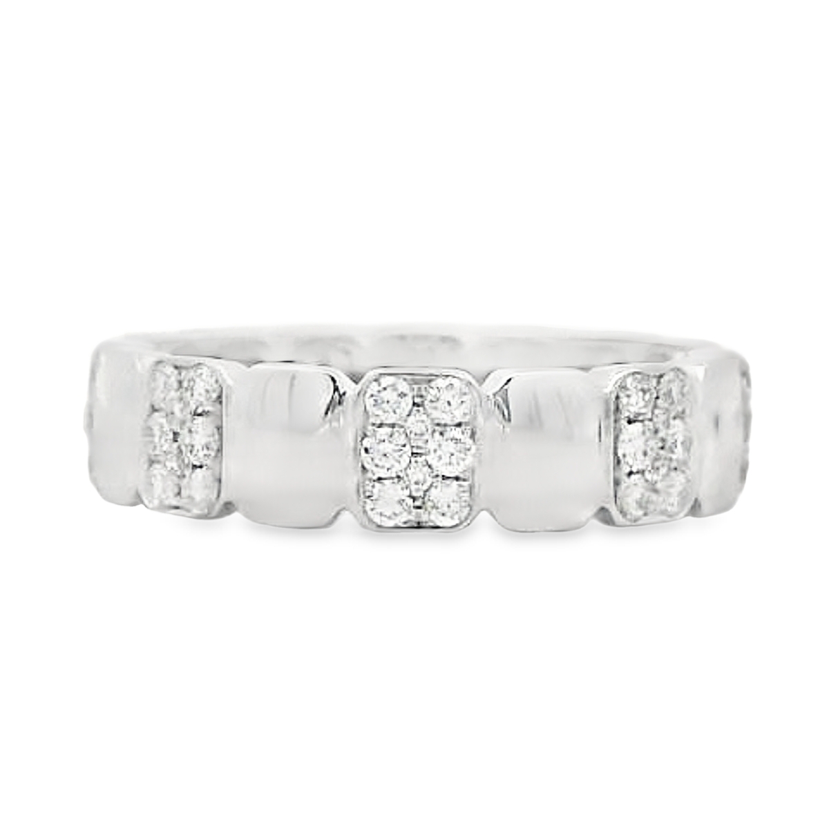 18K White Gold Alternating Polished & Pave Diamond Sections Band