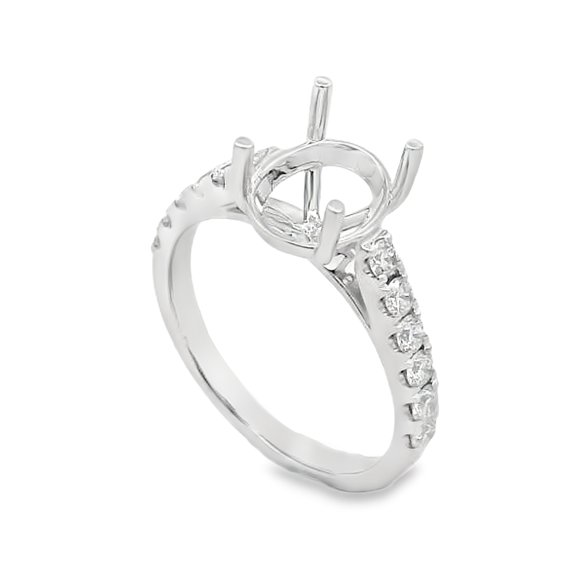 18K White Gold Diamond Shank Oval-Center Engagement Ring Setting