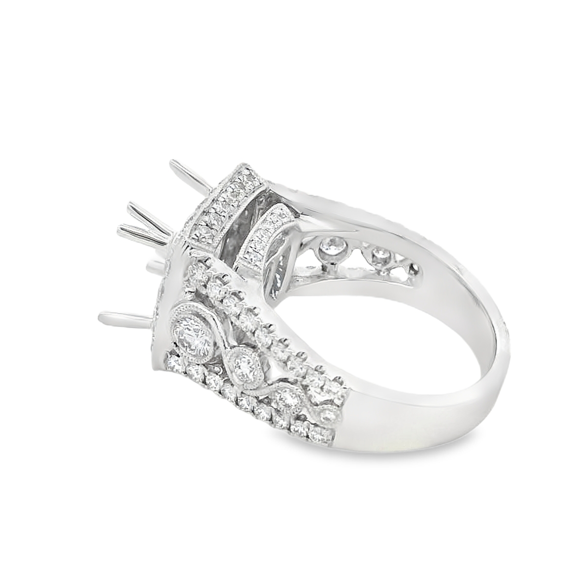 18K White Gold Diamond Vintage-Style Engagement Ring Setting