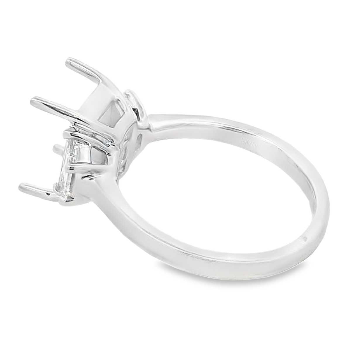 18K White Gold Emerald-Shape Diamond 3 Stone Engagement Ring Setting