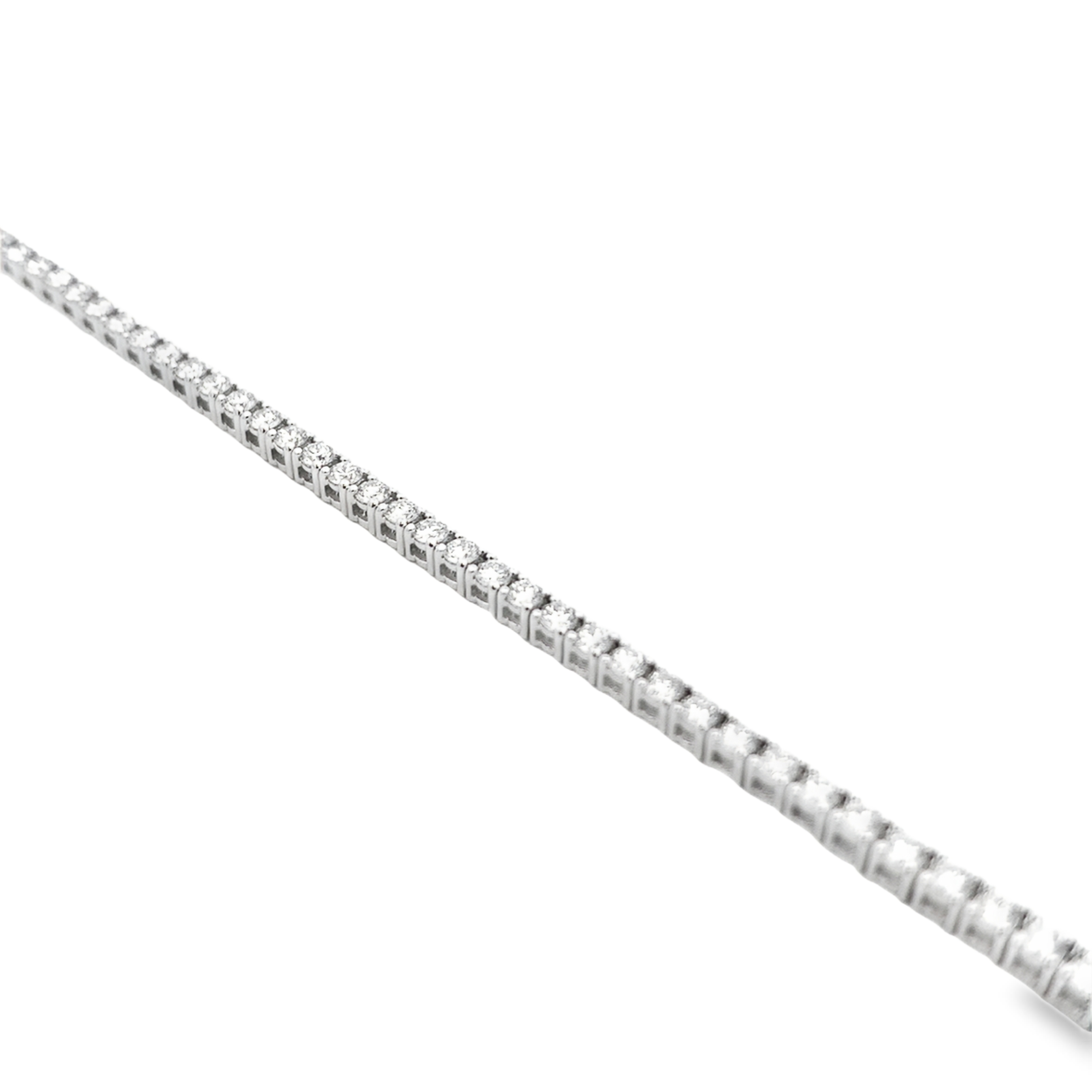 14K White Gold 5-Carat Straight-Line Diamond Tennis Necklace
